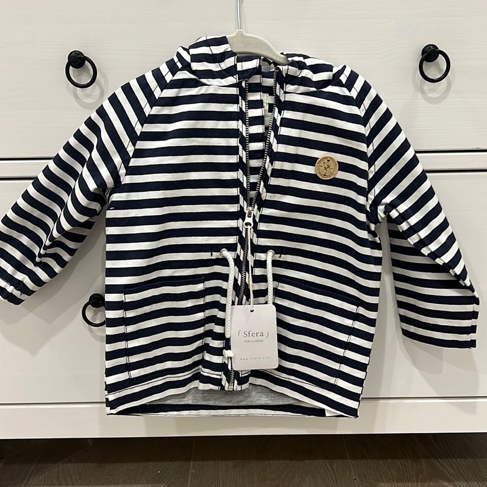 NWT - Sfera hooded zipper jacket
